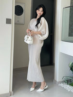 Load image into Gallery viewer, New Women's Dress - Summer Style, Elegant, Fashionable, Loose-fitting, Batwing Sleeve, V-neck, Long Pleated Dress