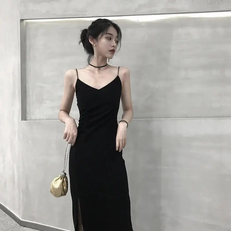 Women's summer dress 2025 new black camisole dress little black dress sexy long dress Audrey Hepburn style inner base