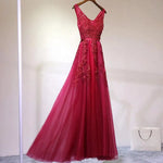 Load image into Gallery viewer, Women Burgundy Evening Dress Lace Appliques Tulle V-Neck Sexy Backless Prom Dresses A-Line Floor-Length Sleeveless Party Vestido