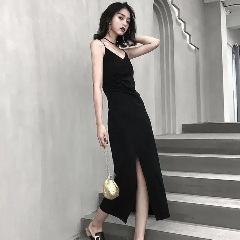 Women's summer dress 2025 new black camisole dress little black dress sexy long dress Audrey Hepburn style inner base