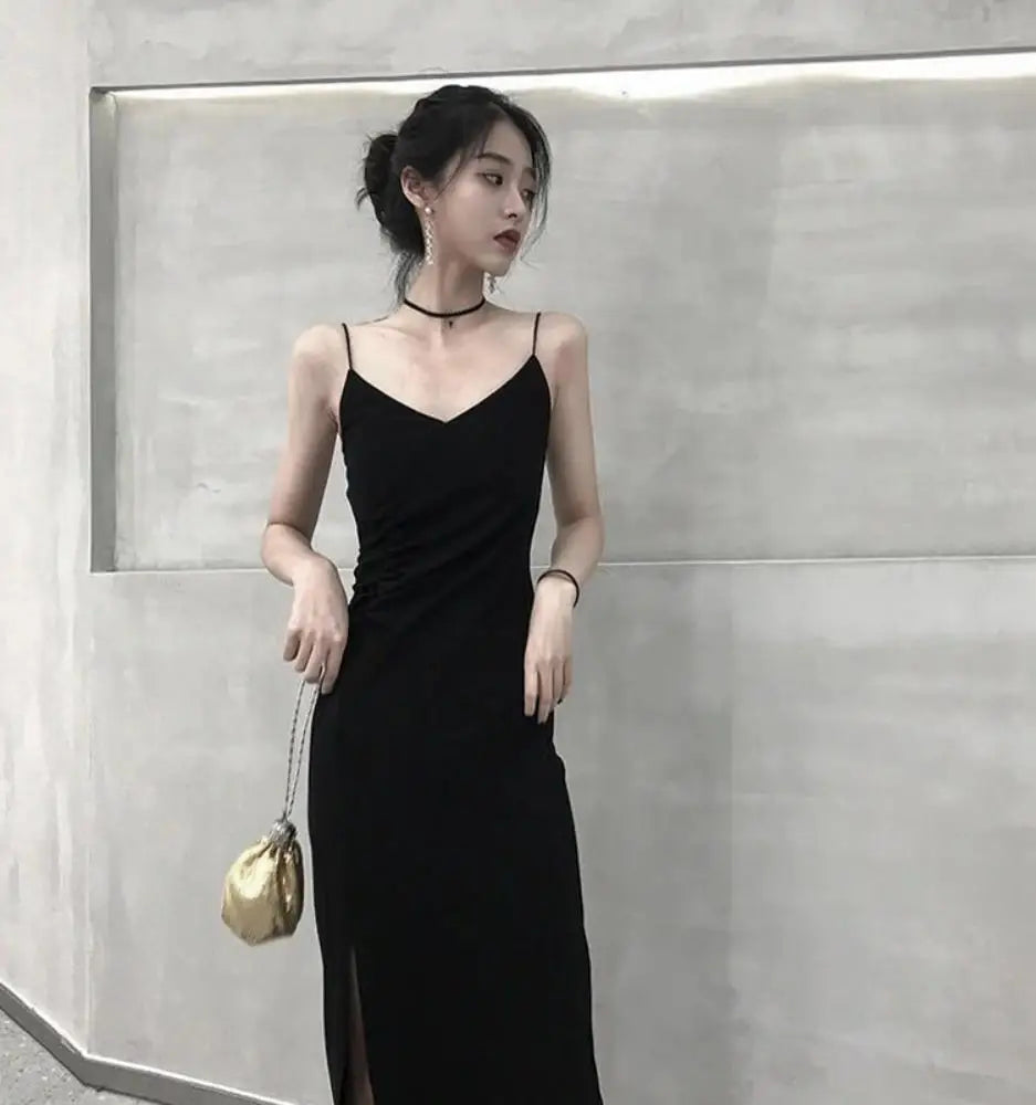 Women's summer dress 2025 new black camisole dress little black dress sexy long dress Audrey Hepburn style inner base