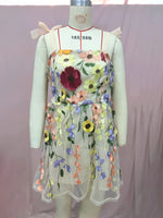 Load image into Gallery viewer, Women's Dress Fashionable 3D Flower Embroidery Wrapped Hip Sleeveless Sexy Sling Dress 2025