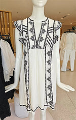 Load image into Gallery viewer, Women's Dress 2026 Summer New Black and White Color-Block Sleeveless Embroidered Short Dress Casual Vacation Elegant and Stylish