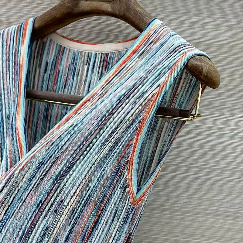 Women's vacation-style dresses, sleeveless knit dresses, color-blocked maxi dresses, high-quality workwear, 2026, new arrivals,